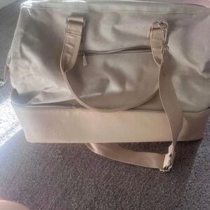 BEIS weekender in beige